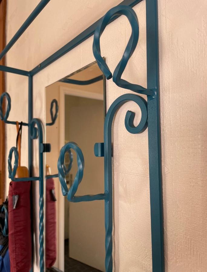 studio 2 pers , 40m2 en bord de mer avec vue mer Menton Exteriör bild